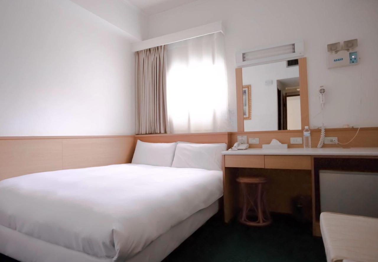 Tien Chin Hotel Tajpej Buitenkant foto